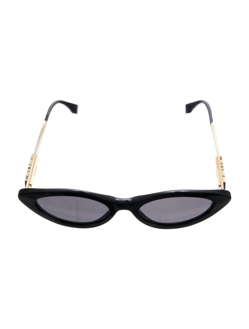Pre Owned Fendi  Cat-Eye Tinted Sunglasses