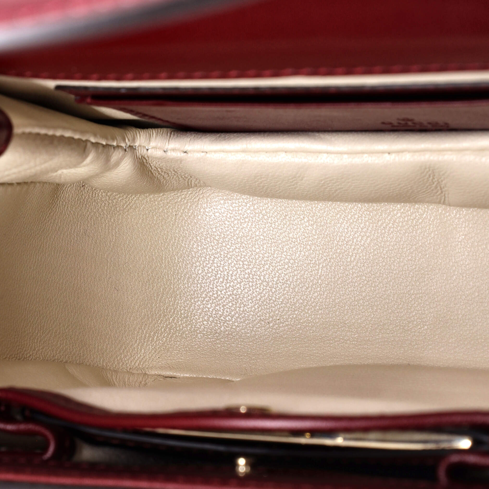 Pre Owned Gucci Bamboo 1947 Logo Top Handle Bag Embossed Patent Mini