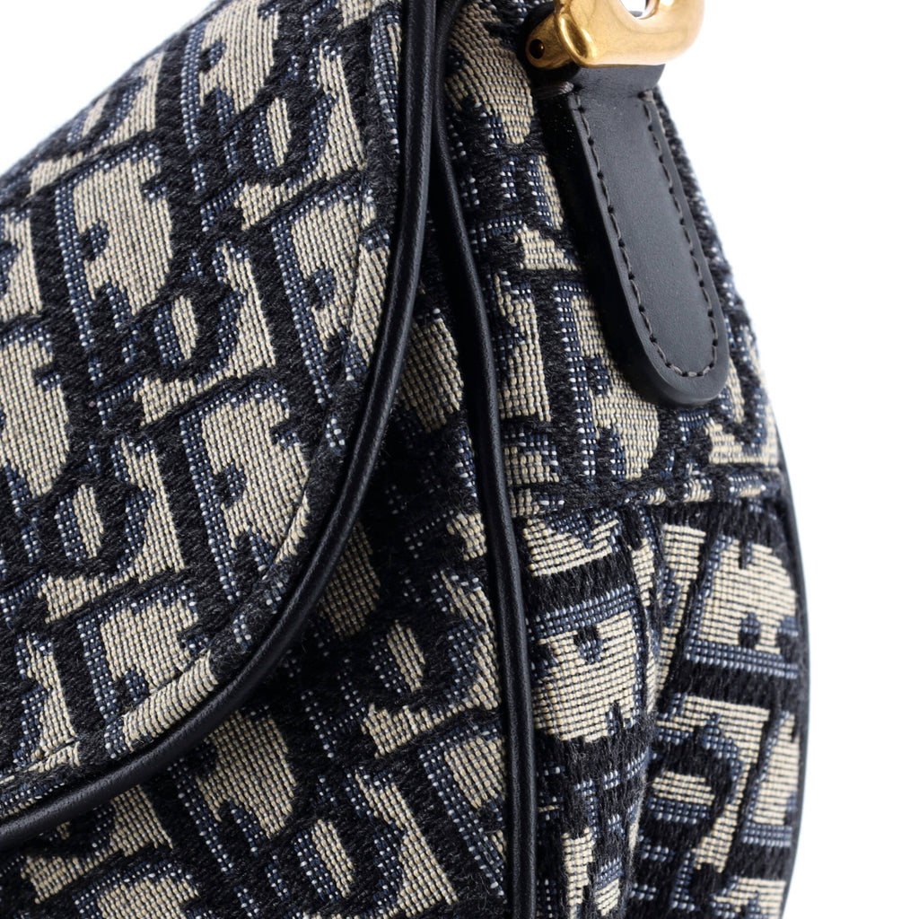 Pre Owned Christian Dior Saddle Handbag Oblique Canvas Medium