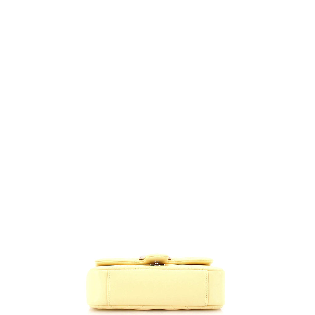 Pre Owned Gucci GG Marmont Flap Bag Matelasse Leather Small