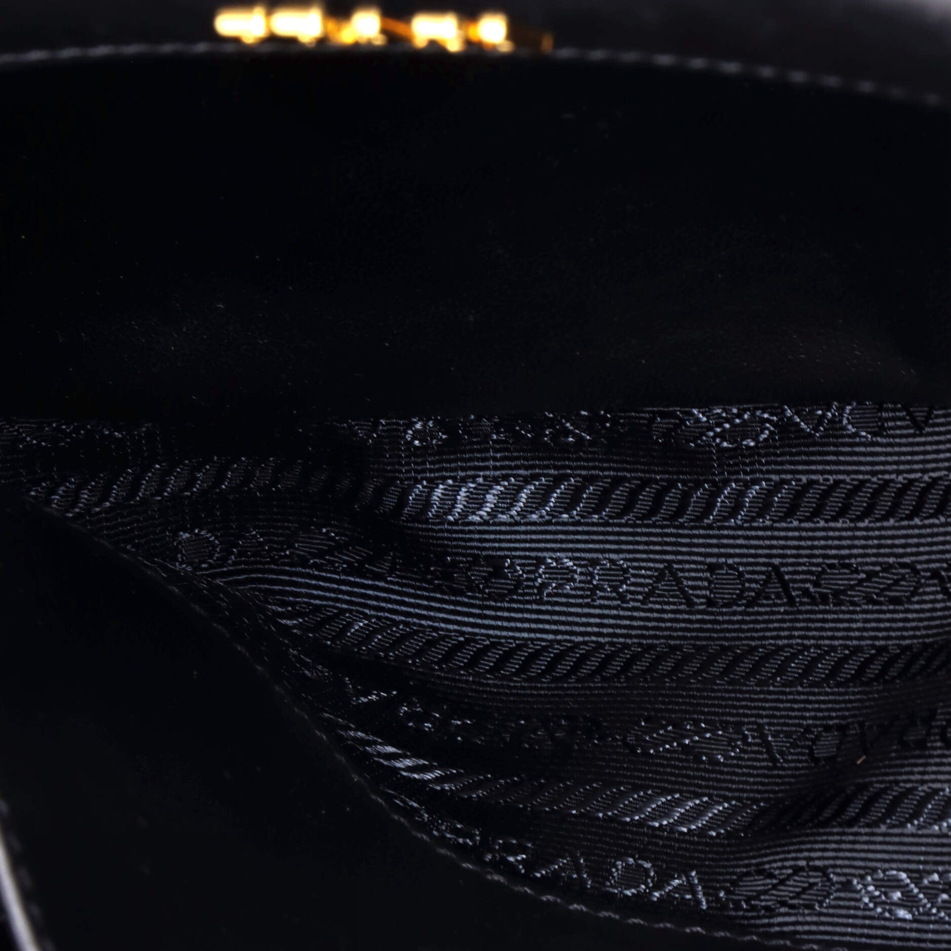 Pre Owned Prada Bibliotheque Shoulder Bag City Calfskin Small