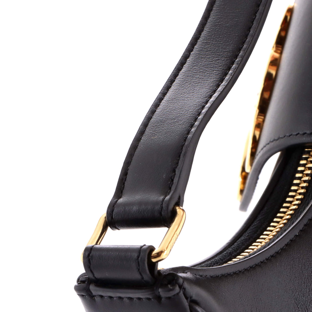 Pre Owned Celine Ava Triomphe Bag Leather