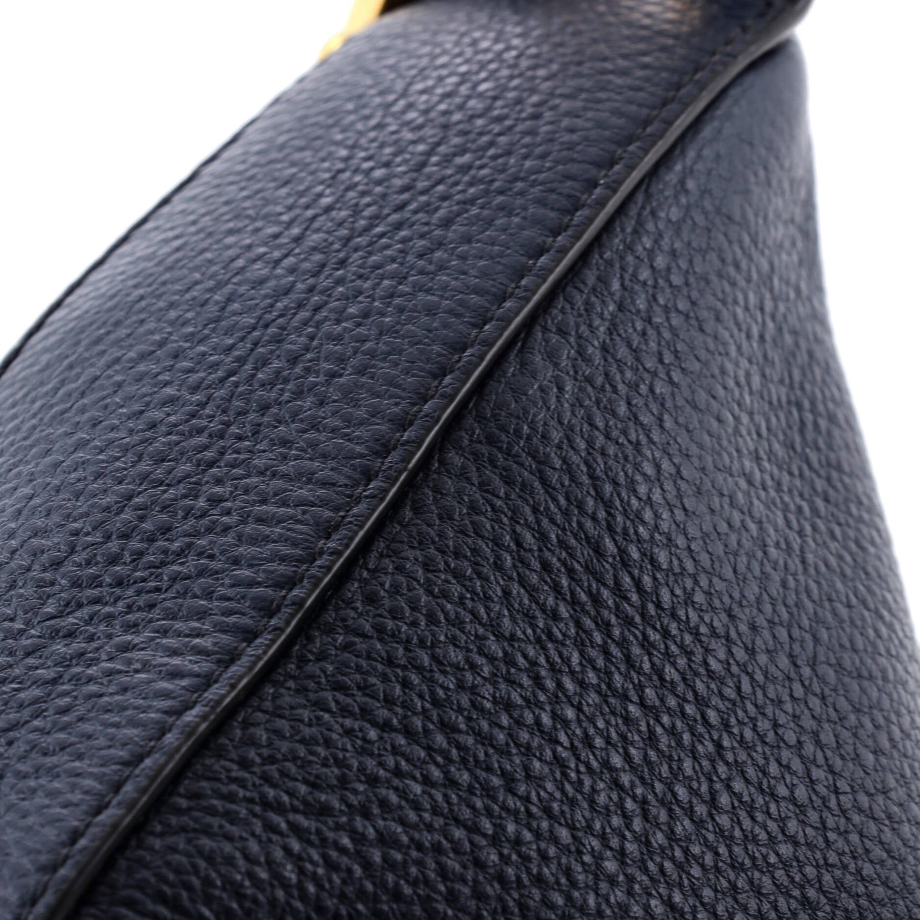 Pre Owned Prada Dual Strap Messenger Vitello Daino