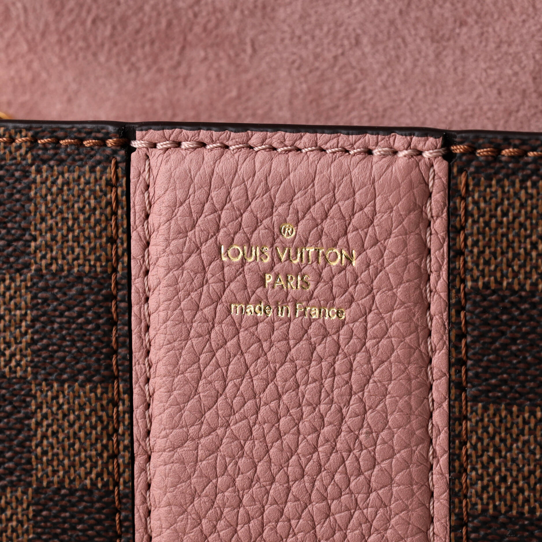 Pre Owned Louis Vuitton Wight Handbag Damier with Leather