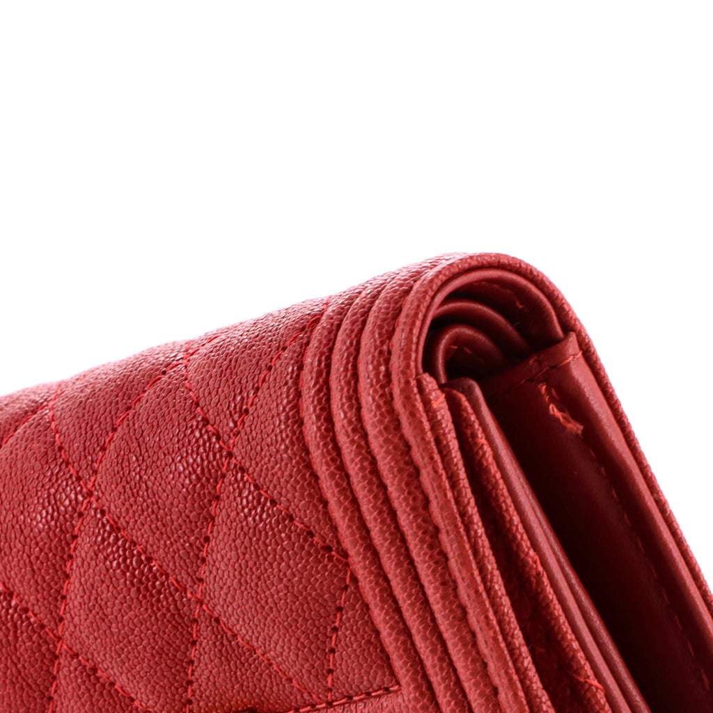 Pre Owned Chanel Boy Trifold Flap Wallet Quilted Caviar Small