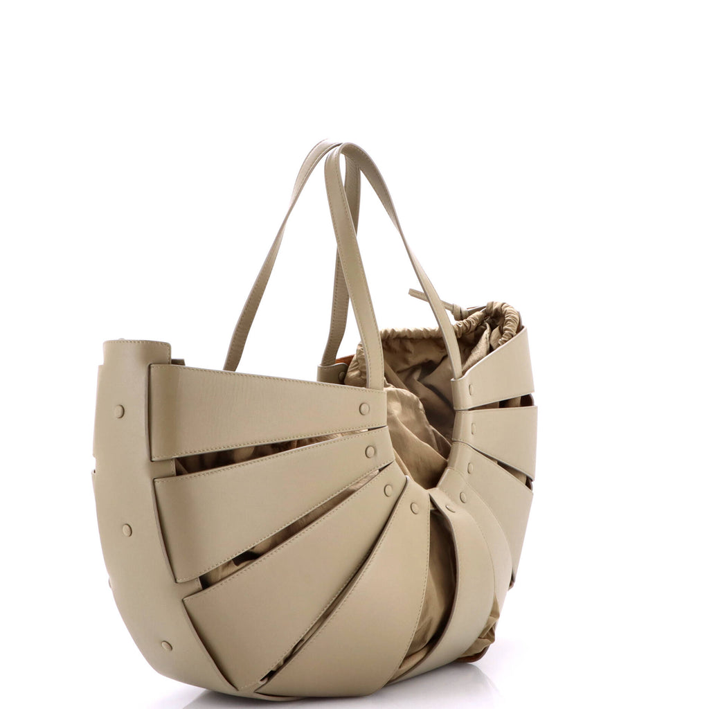 Pre owned Bottega Veneta Shell Bag Leather Large