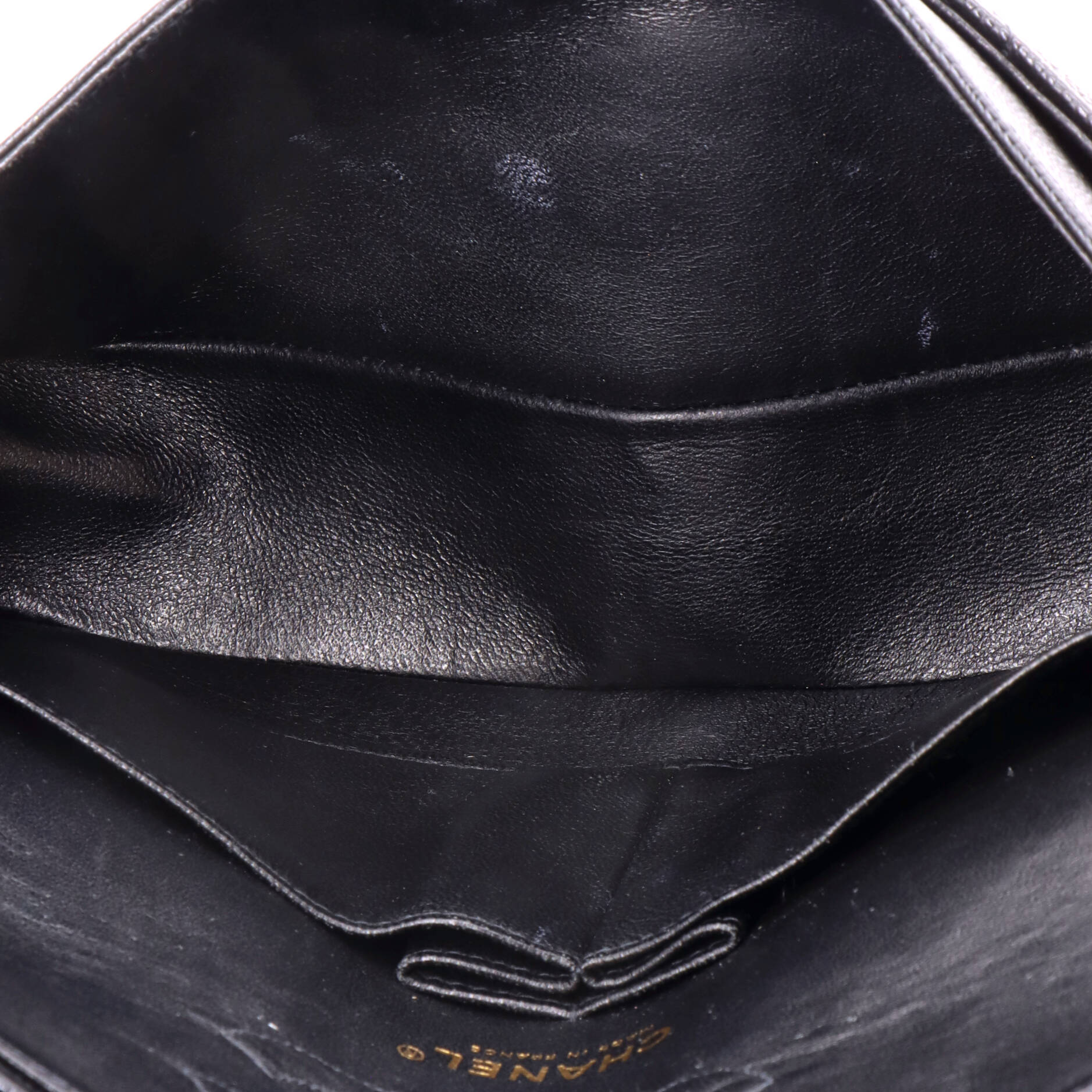Pre Owned Chanel Vintage Classic Double Flap Bag Quilted Caviar Medium