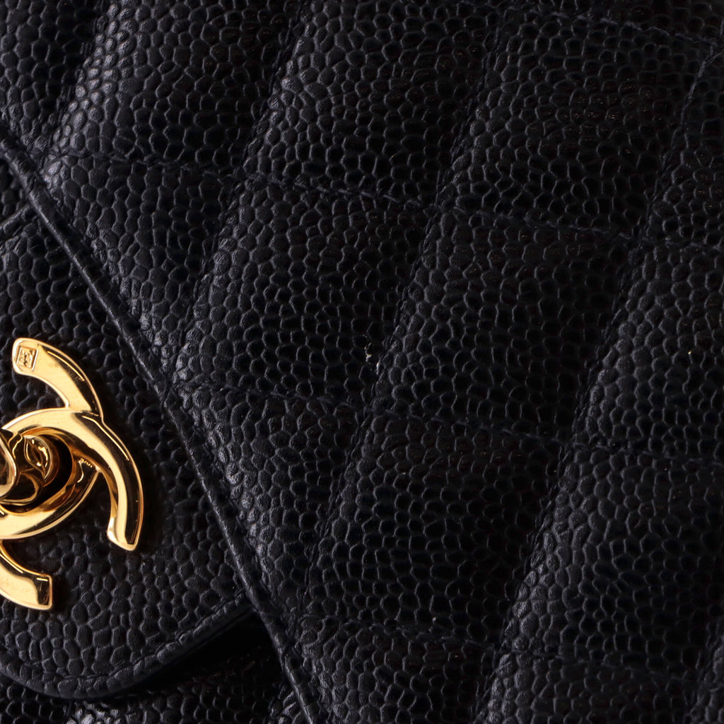 Pre Owned Chanel Vintage Classic Double Flap Bag Quilted Caviar Medium