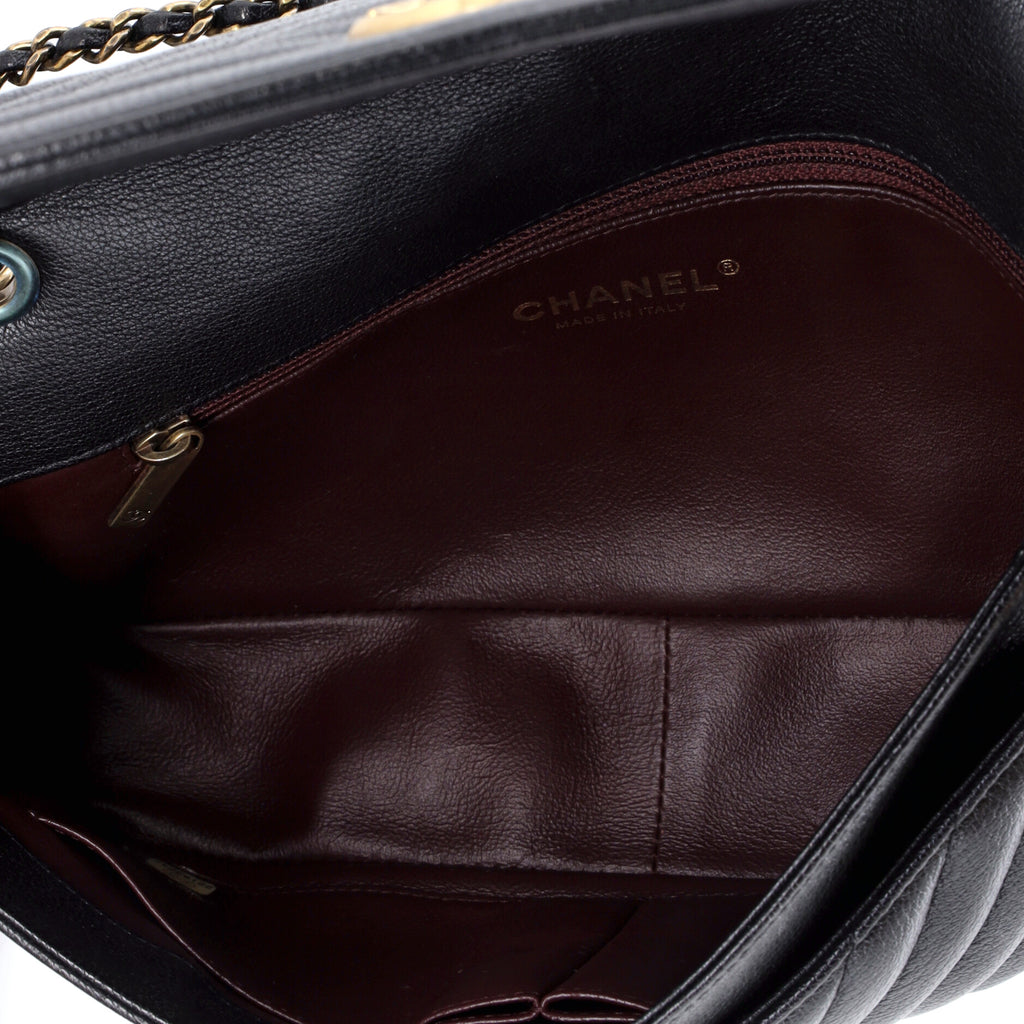 Pre Owned Chanel CC Flap Bag Diagonal Quilted Goatskin Medium