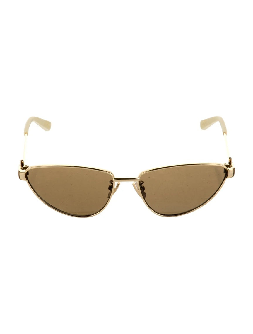 Pre Owned Bottega Veneta  Cat-Eye Tinted Sunglasses w/ Tags