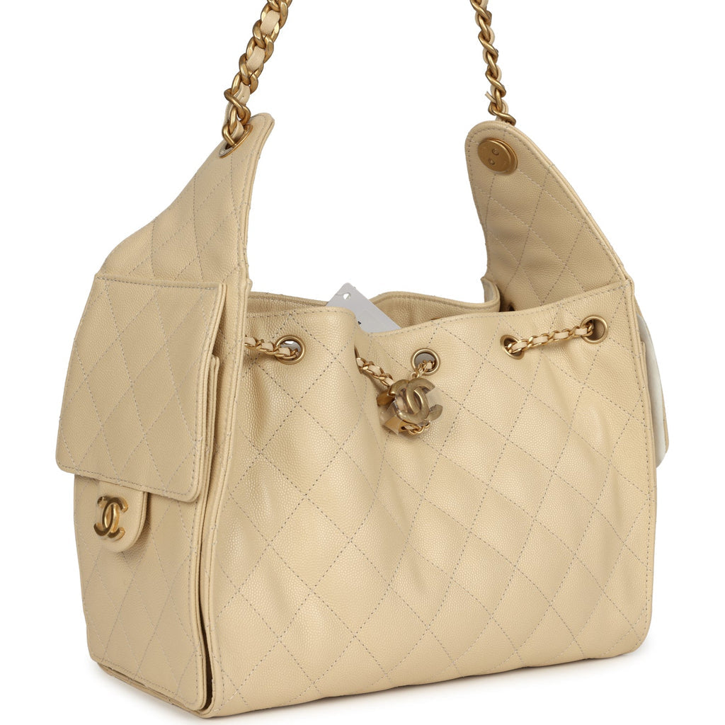 Pre Owned Chanel Small 25 Hobo Bag Light Beige Caviar
