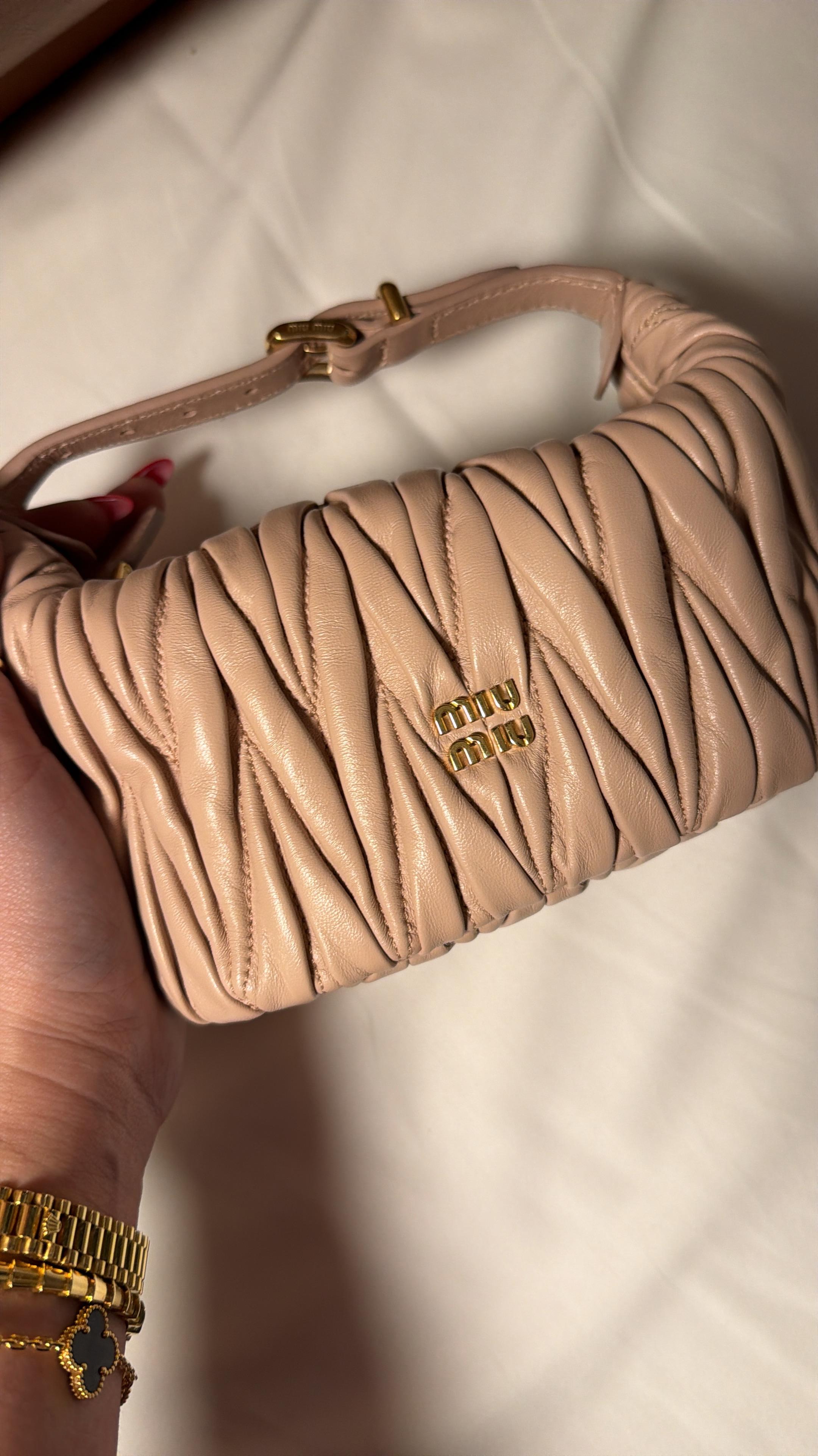 New Miu Miu Shopper Wander Mini
