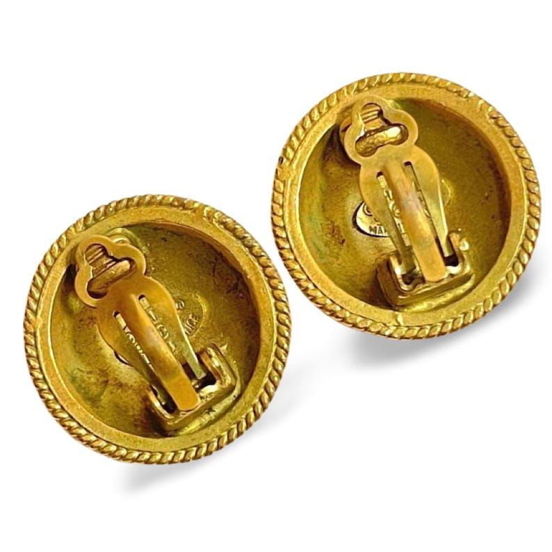 Pre Owned Chanel CC Logo Round Clip-On Earrings Metal Gold-Tone Metal