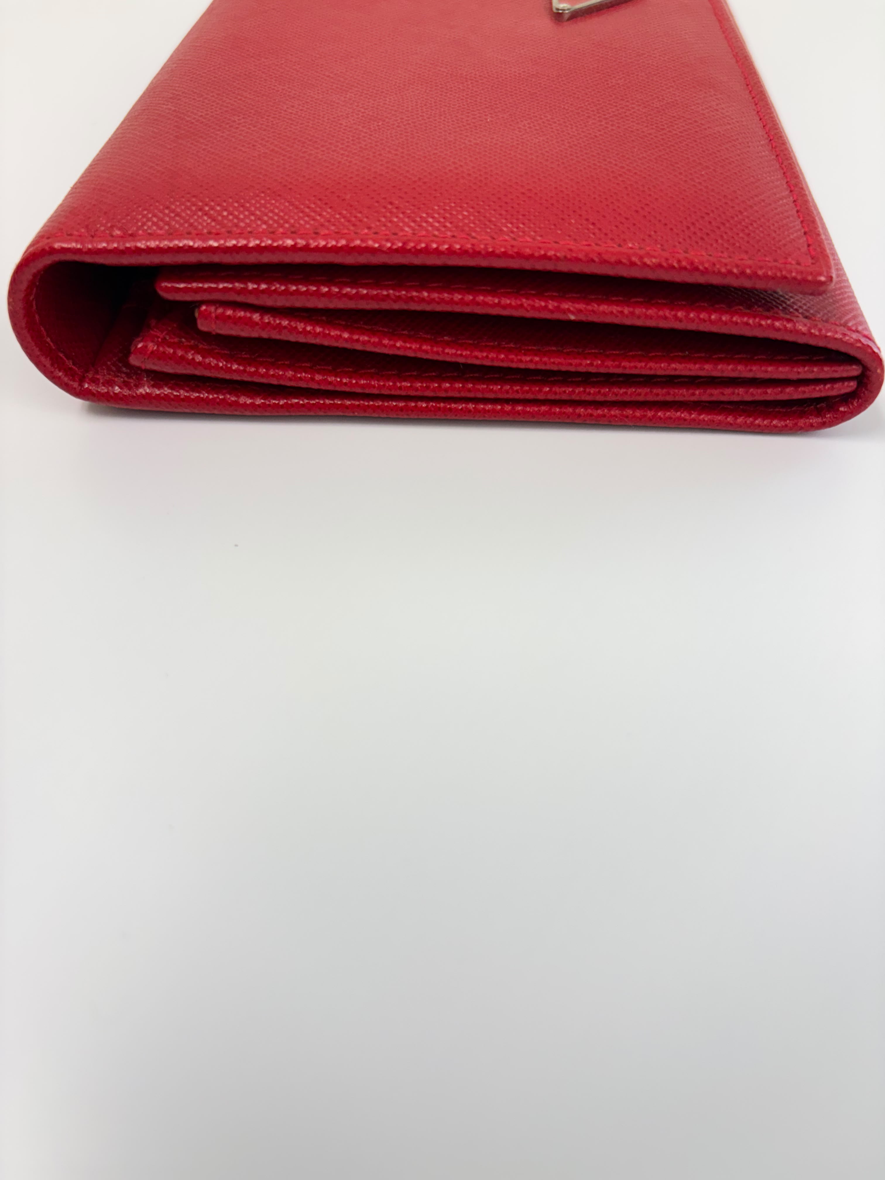 Pre Owned Prada Wallet