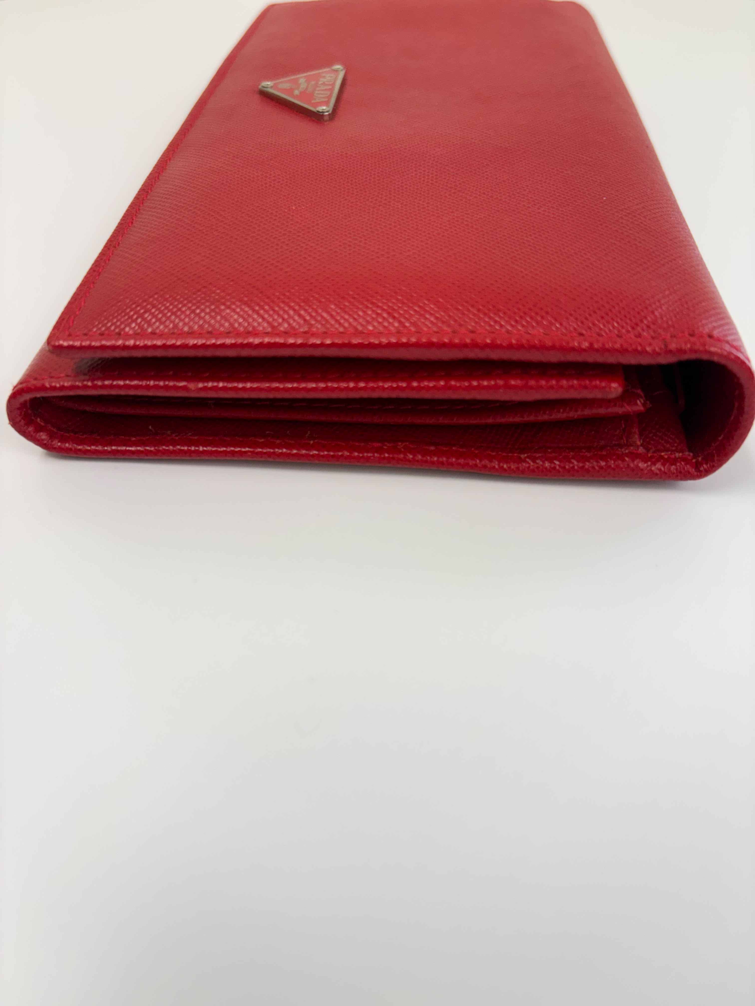 Pre Owned Prada Wallet