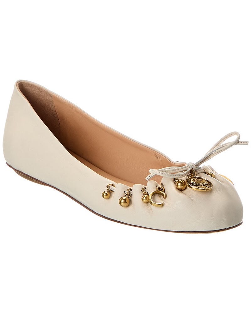 Pre Owned Chloe Charms Leather Ballerina Flat in White