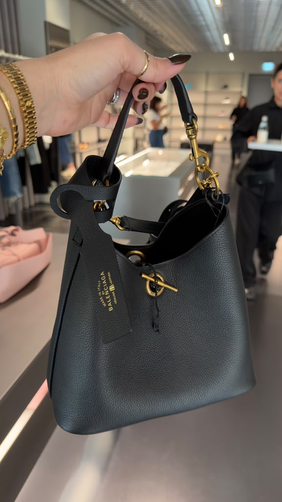 Pre Owned Balenciaga Small Carrie Grained Bag
