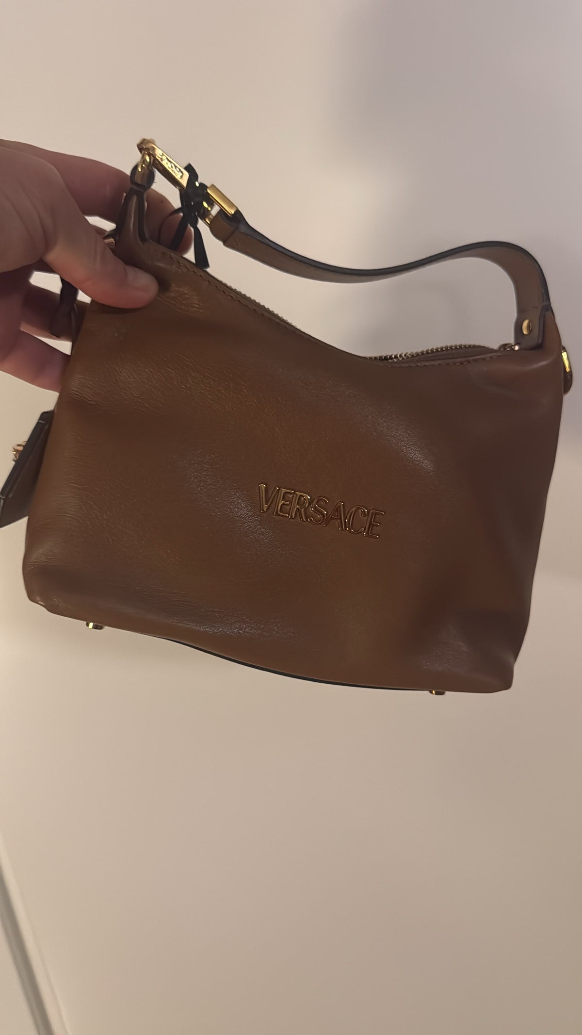Pre Owned Versace Tap Hobo